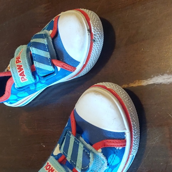 Paw Patrol Velcro Shoes size 6 - Picture 6 of 9